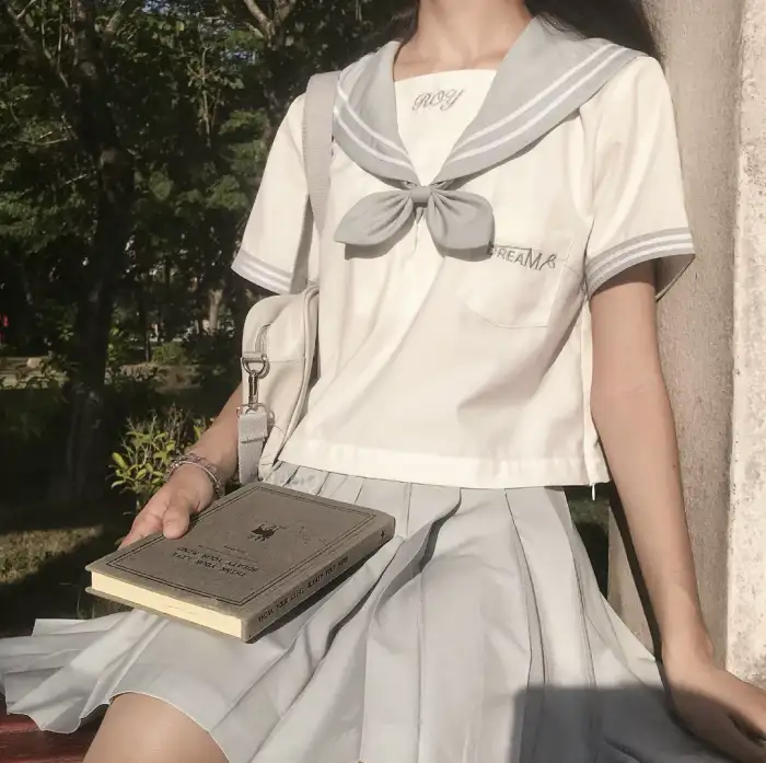 泪成河，唤母归